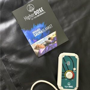 HigherDOSE Infrared Sauna Blanket